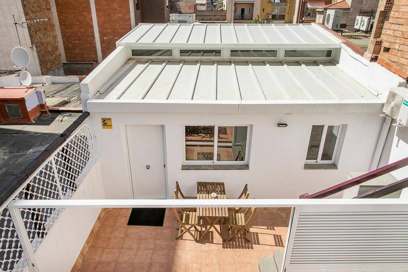 Cozy&New With Terrace Lägenhet L'Hospitalet de Llobregat Exteriör bild